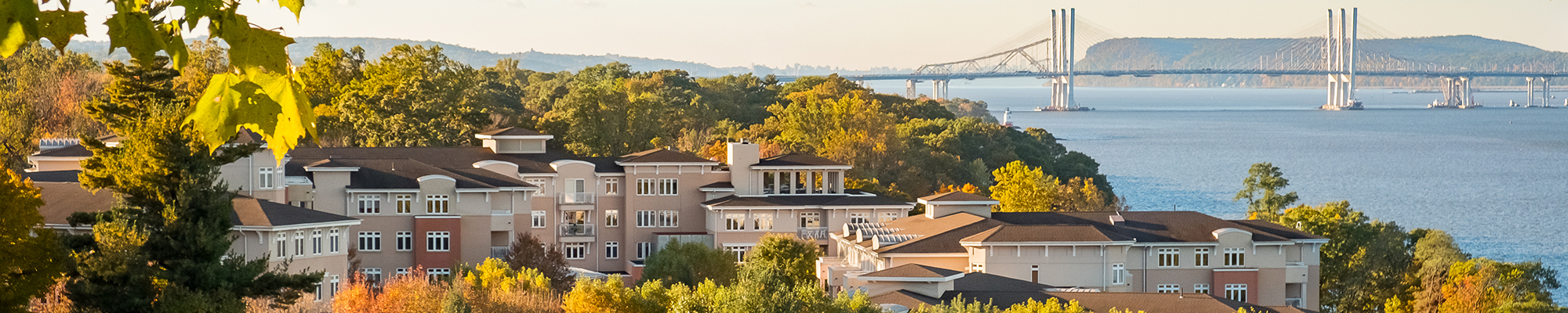 Panoramic view of Kendal with Gov. Mario M Cuomo Bridge in the background