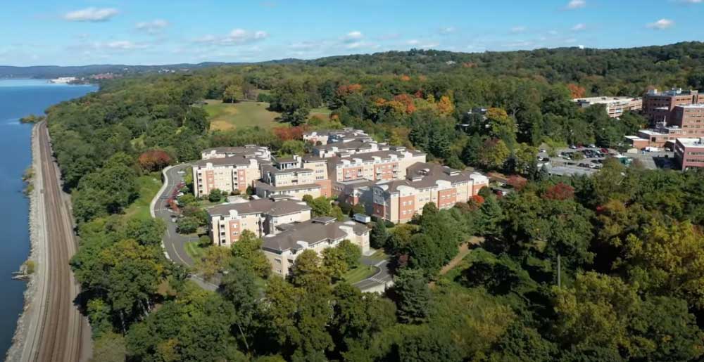 bird's eye view of the Kendal on Hudson campus